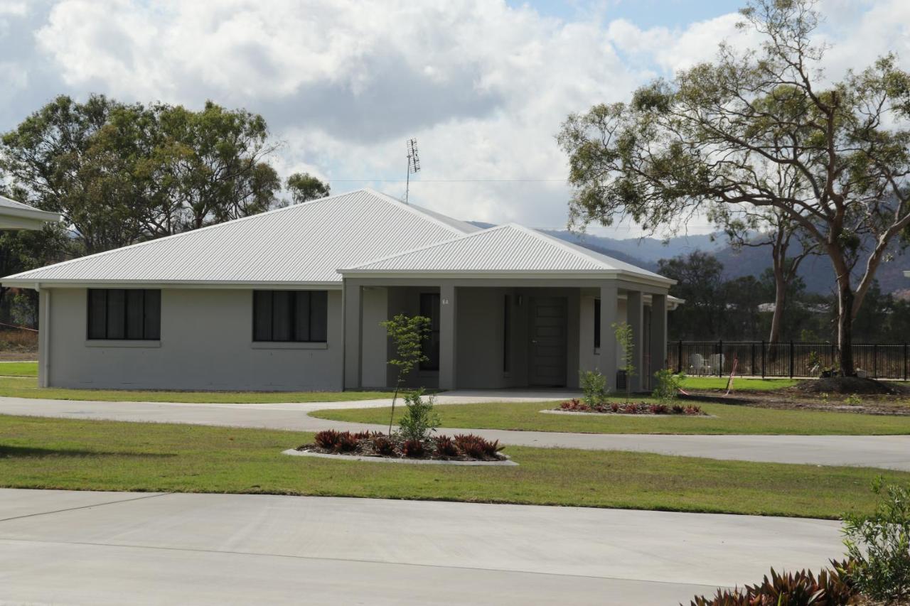 Casa Nostra Motel Rockhampton Exterior photo